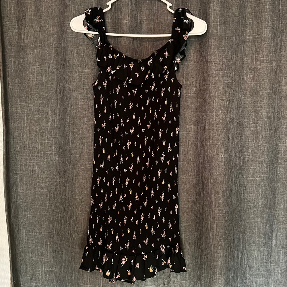 Sundress Small black w/flowers